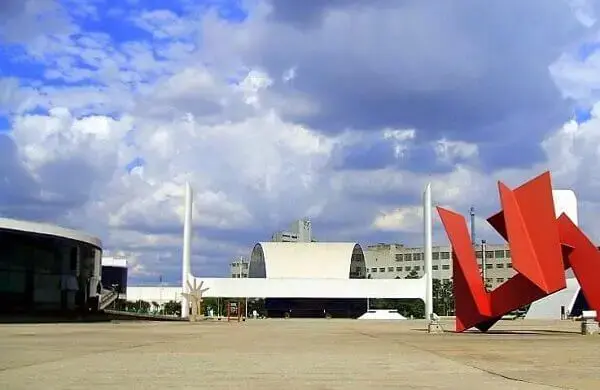 Oscar Niemeyer: Memorial da América Latina (vista completa)