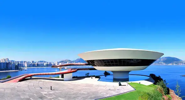 Oscar Niemeyer: Museu de Arte Contemporânea