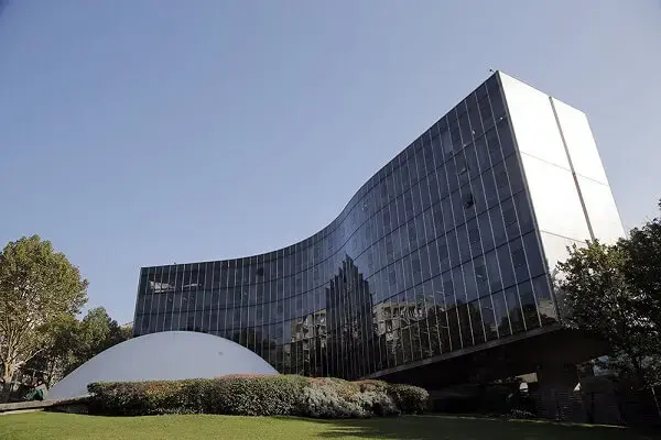 Oscar Niemeyer: Partido Comunista Francês