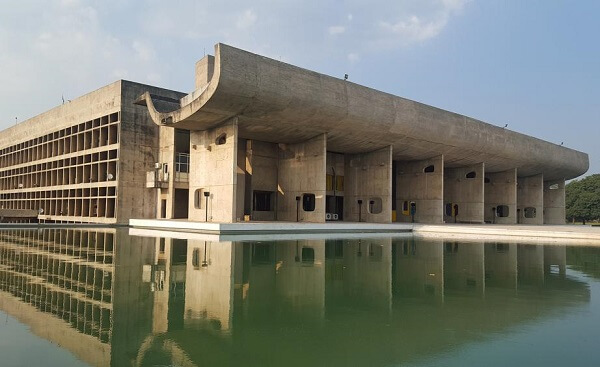 Le Corbusier: Capitol Complex