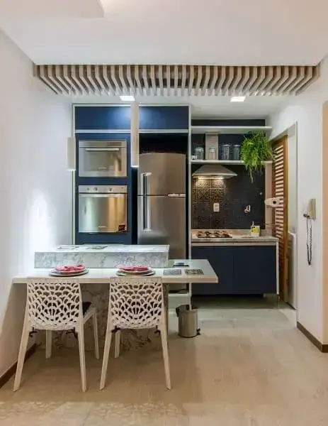 Arquitetura pós-pandemia: cozinha com piso vinílico (foto: IStudio Arq + Design)