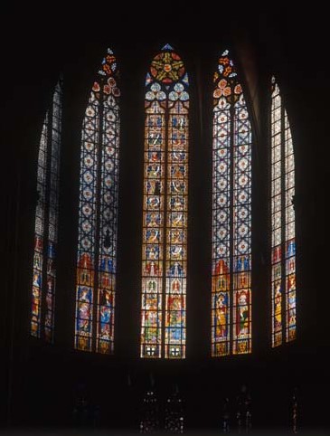 arquitetura-gotica-vitrais-catedral-de-colonia