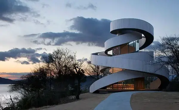 Arquitectura contemporánea: Ribbon Chapel