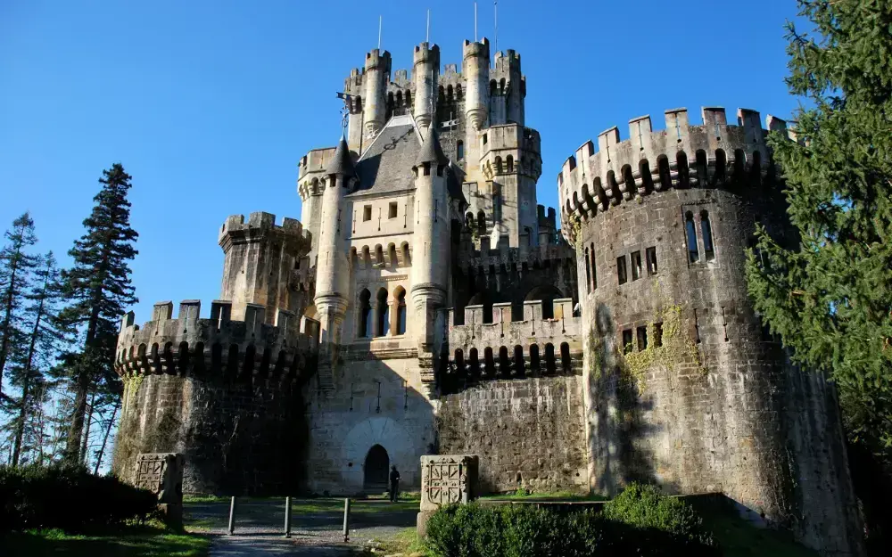 Castillos medievales: Castillo de Butrón, España