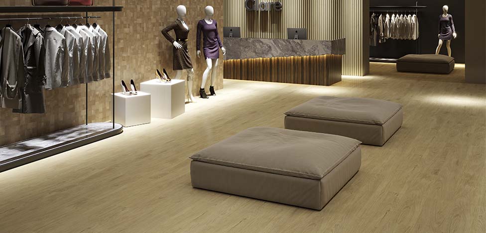 Onde usar piso laminado de madeira: piso laminado de madeira em ambiente comercial