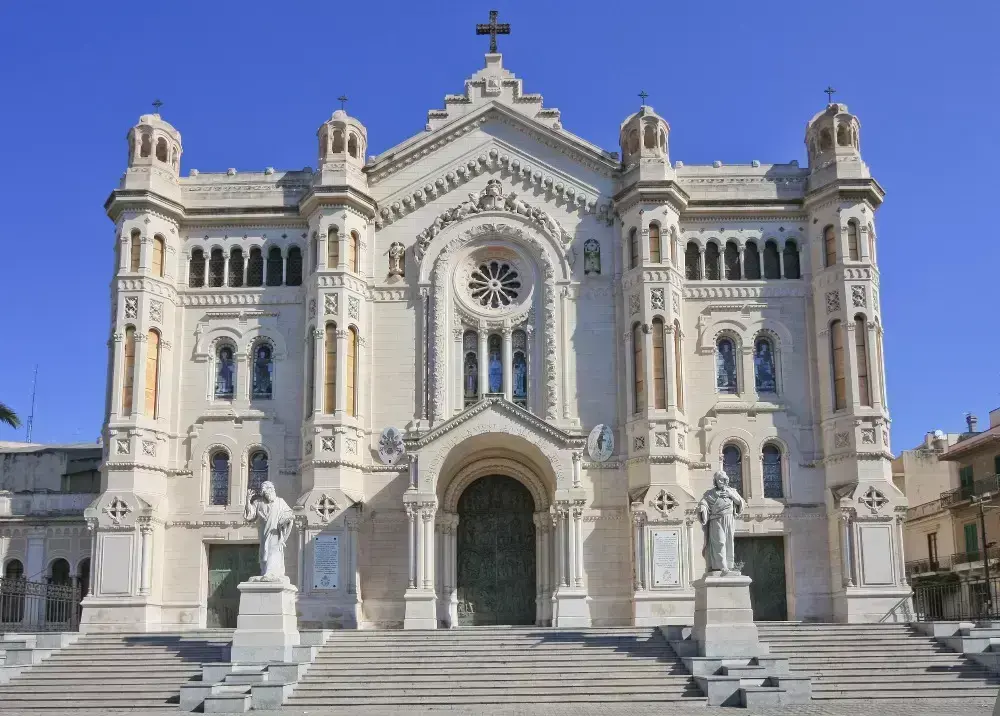 Arquitectura romántica: Catedral de Reggio di Calabria