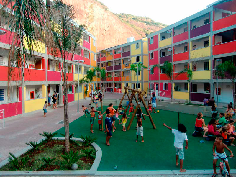 Arquitetura social: núcleo habitacional da Rocinha (Rio de Janeiro)