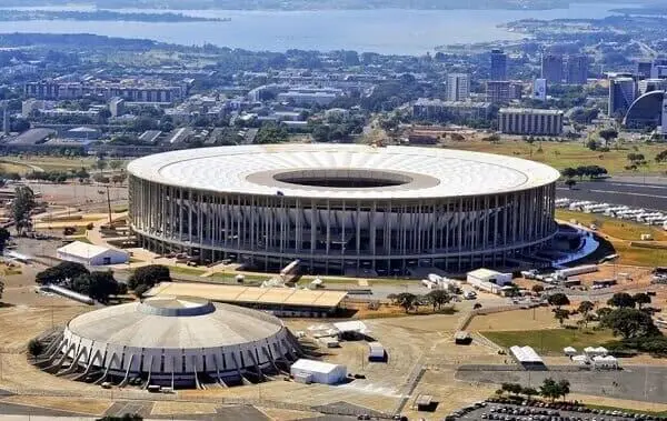 Maior estádio do mundo: Mané Garrincha