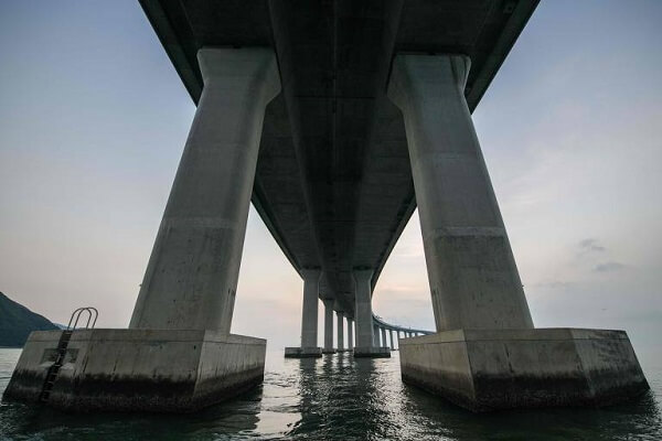 Maior ponte do mundo: concreto especial