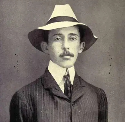 Escada Santos Dumont: a invenção tem o nome de seu criador
