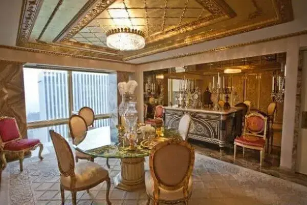 Penthouse Ouro e Diamante de Donald Trump (sala de convivência)