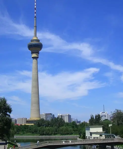 Torre mais alta do mundo: Torre de rádio e TV de Pequim (9ª posição)