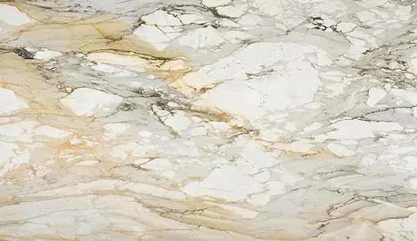 Balcão de mármore: mármore Calacata com veios de cor âmbar dourada