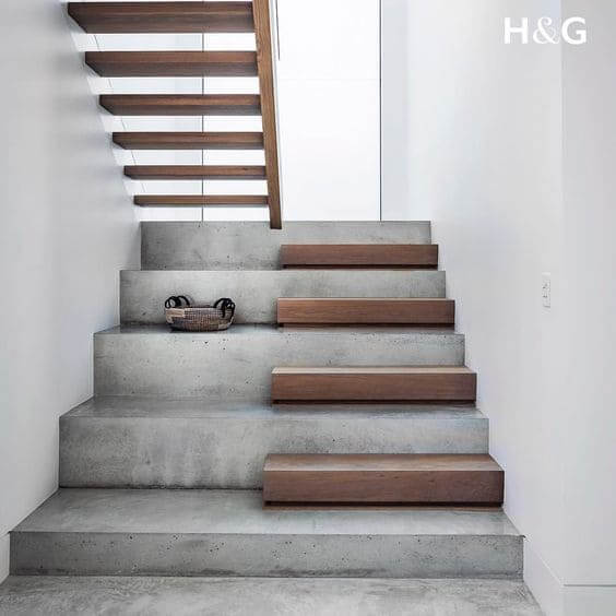 Escada de concreto com madeira (foto: Pinterest)