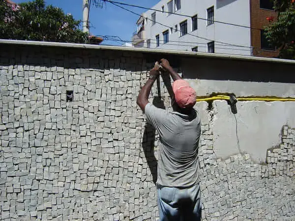 Pedra Portuguesa: aplicação em fachada (foto: Minasit)