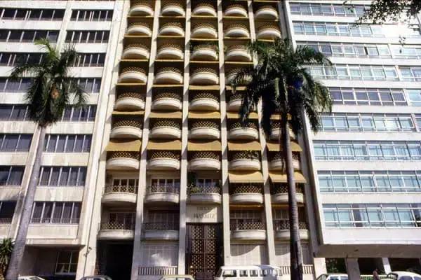 Art Decó: Edificio Biarritz.  en Río de Janeiro