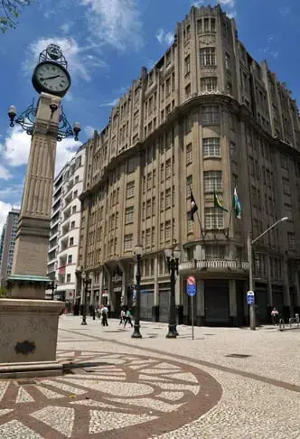 Art Decó: Edificio Gracez, primer rascacielos de Curitiba (1929)