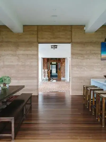 6. Casa de Taipa de Pilão: Glenlyon House (projeto: Joh Architects)