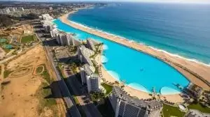 maior piscina do mundo vista área foto Dinheiro Vivo