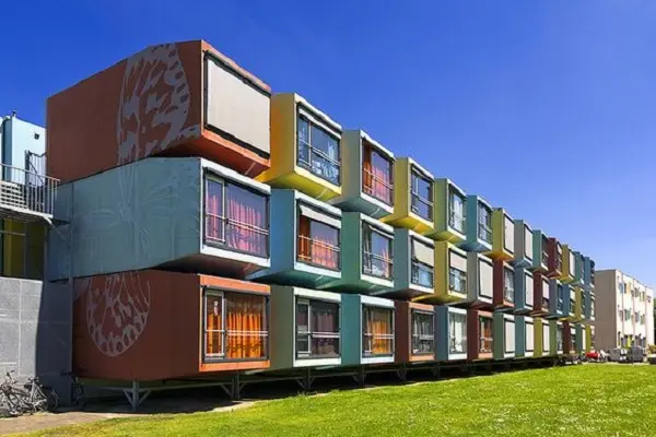 A arquitetura modular para habitação é uma ótima alternativa visto a agilidade desse modelo de construção