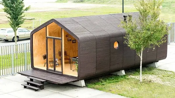 A arquitetura modular da Wikkelhouse mostra que a resistência do papelão é capaz de dar vida à moradia