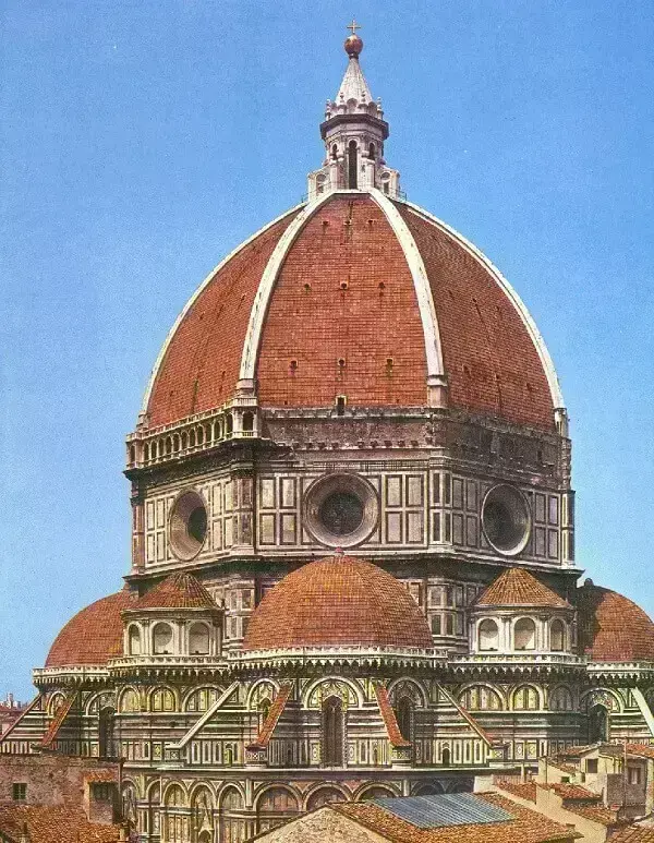Arquitetura renascentista: estrutura imponente da cúpula da Basílica de Santa Maria del Fiore