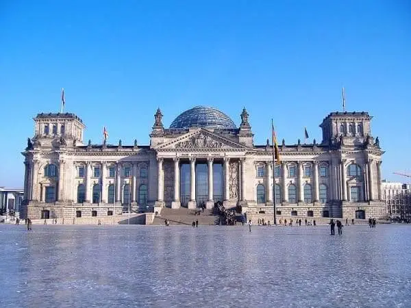 Arquitetura eclética: Palácio de Reichtag, Alemanha (foto: Wikipédia)