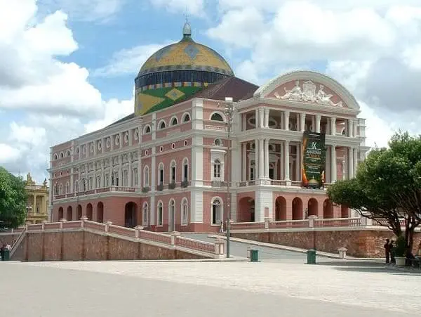 Arquitetura eclética: Teatro Amazona (foto: Wikipédia)