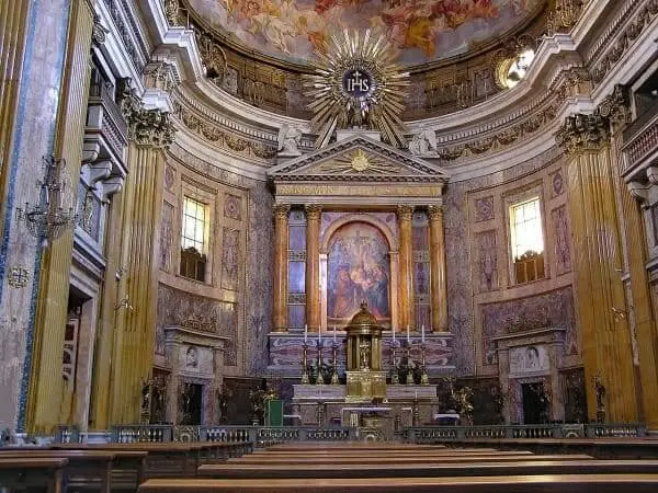 Igreja Barroca: Igreja de Gesú - interior (Itália) foto: Pixabay
