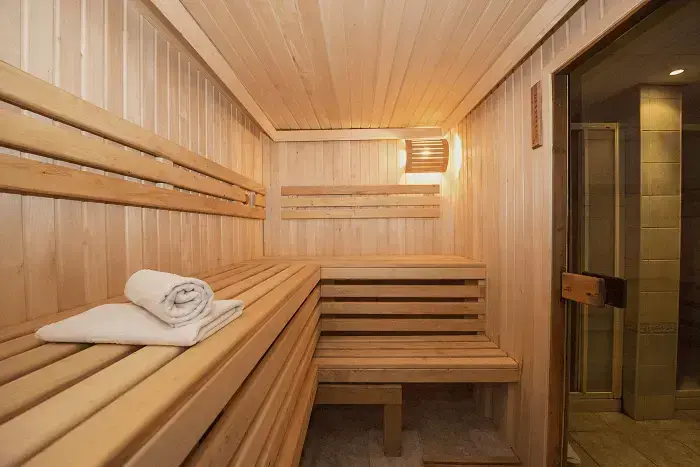 Na sauna seca é possível melhorar a circulação sanguínea. Fonte: Paulucy Eletros