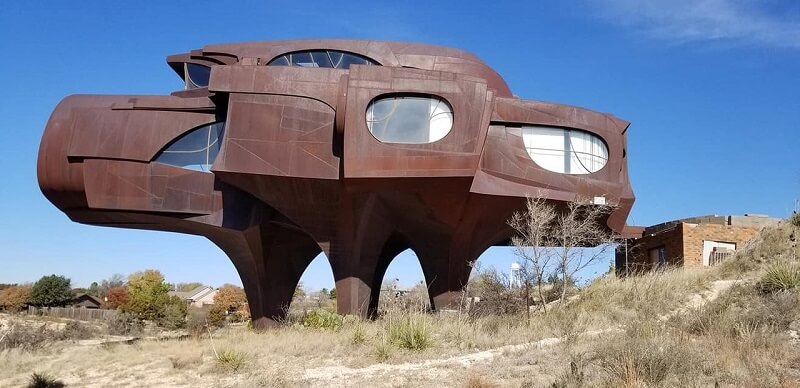 Casas futuristas: o projeto The Steel House está localizado em Lubbock no Texas. Fonte: TripAdvisor