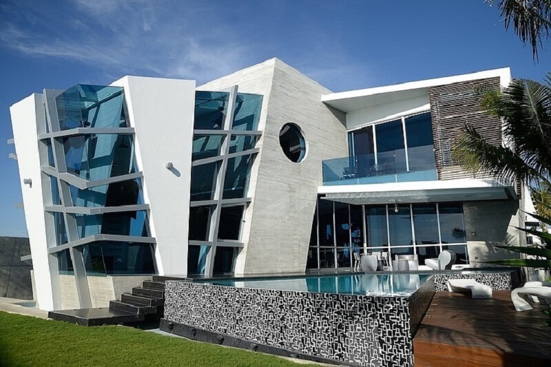 Casas futuristas: o projeto Casa Gomez está localizado em Porto Cancun, México. Fonte: HomeAdore