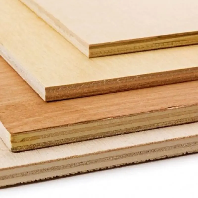 A madeira compensada apresenta um preço bem mais em conta do que em relação a madeira maciça. Fonte: Madeiras Pinheiro