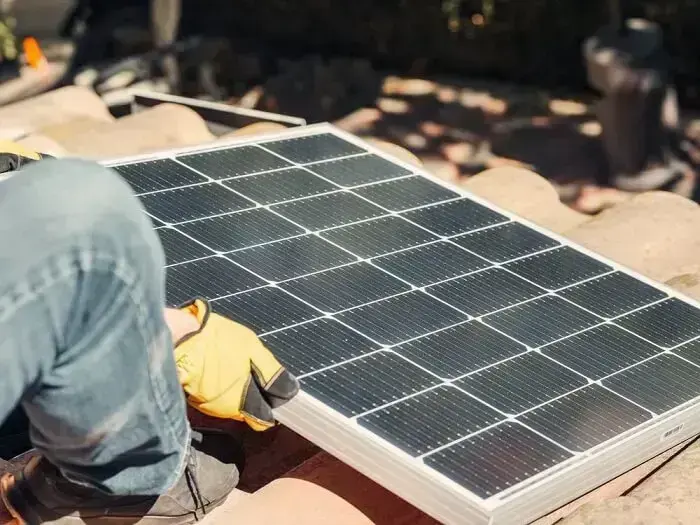 Energia solar residencial: as placas solares transformam a radiação do sol em energia elétrica
