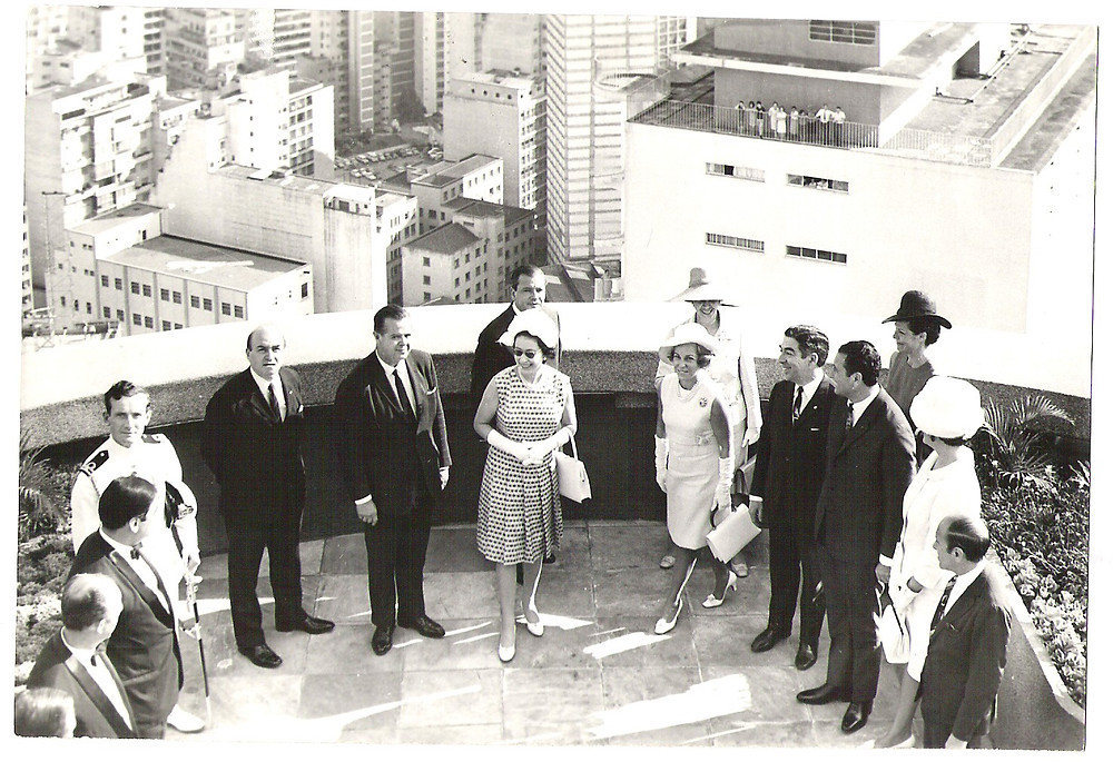 Edifício Itália Visita da Rainha Elisabeth, em 1968 foto Estado de São Paulo - Terraço Itália