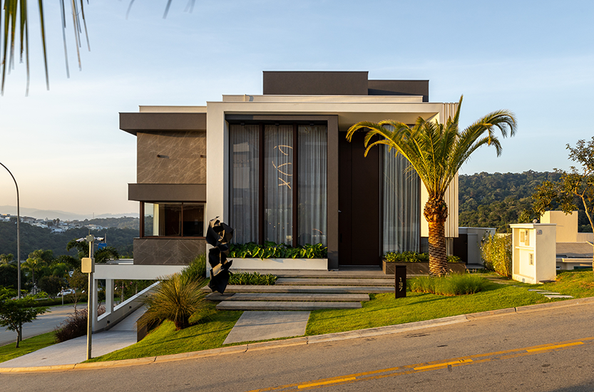 Projeto sobrado contemporâneo localizado em Genesis 2, Barueri/Alphaville de Leonice Alves